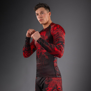Rashguard VENUM Dl. rukáv Wolf Atak - černo/červený