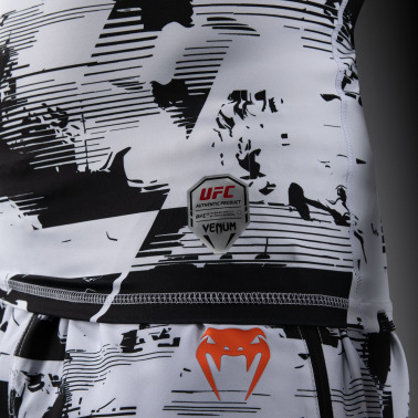 Rashguard VENUM UFC Zenith by Venum Authentic Fight Week Dl. rukáv - bílo/černý